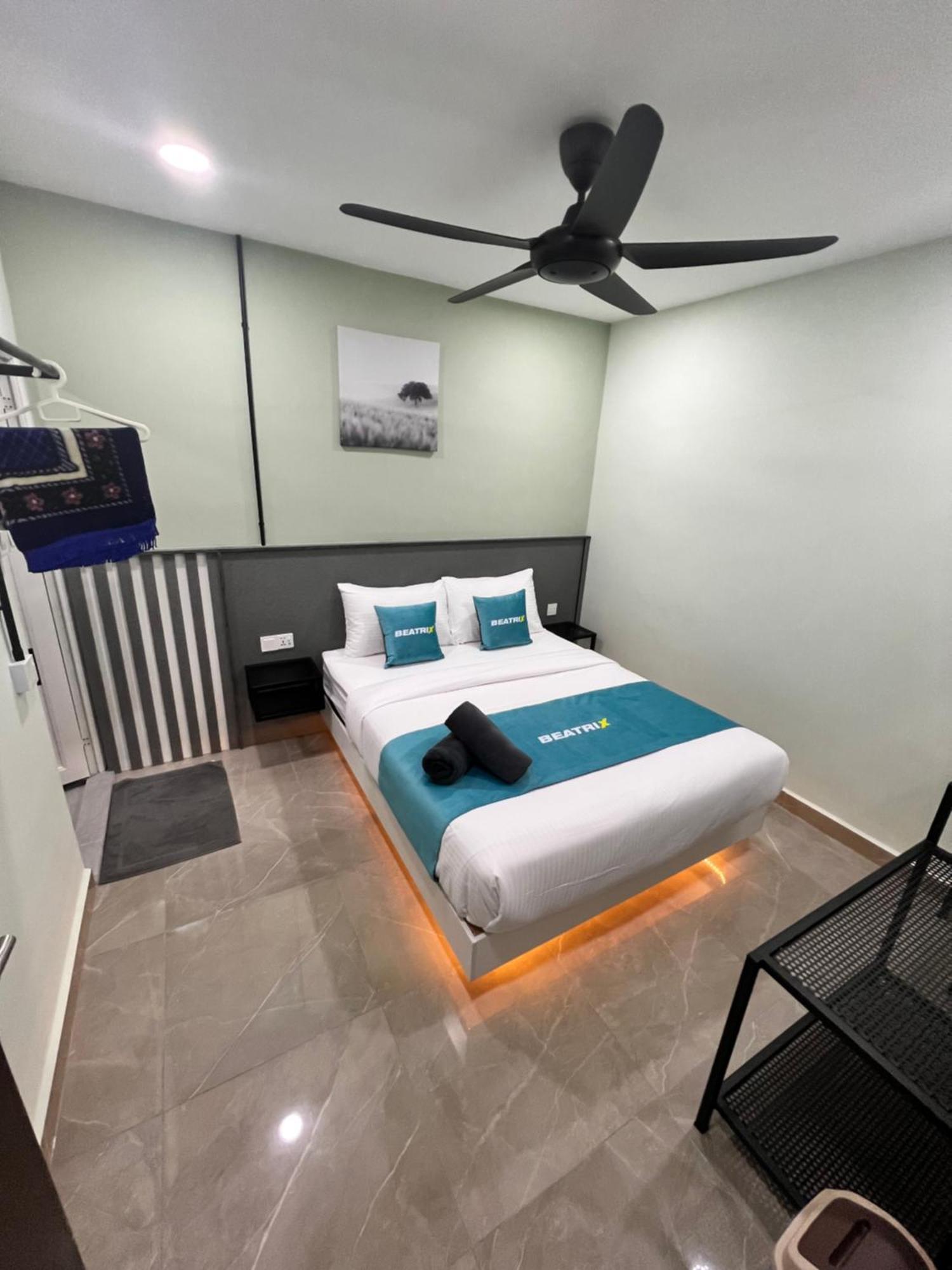 Beatrix Hotel Бринчанг Екстериор снимка