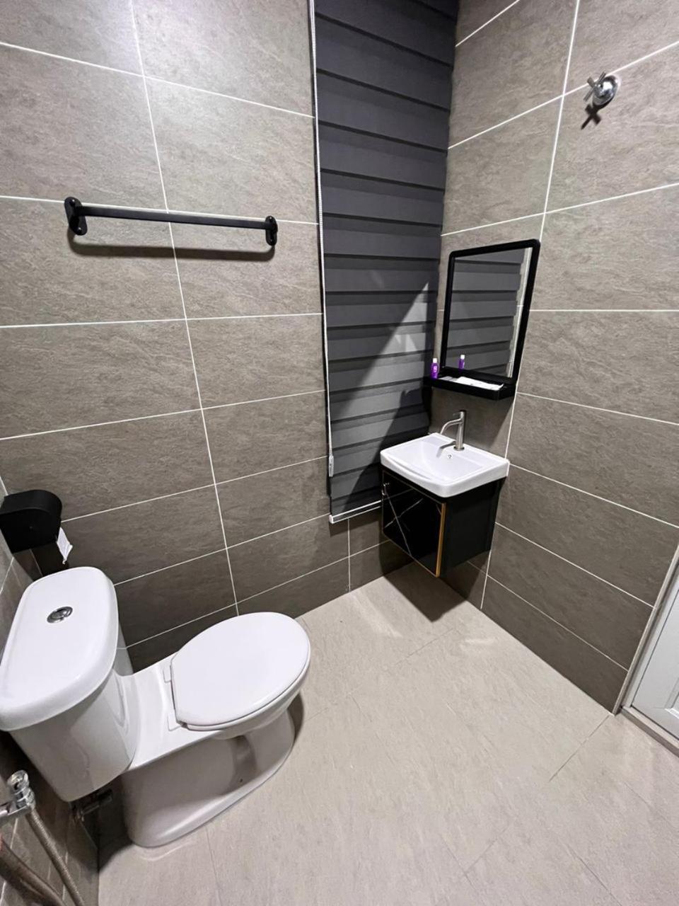 Beatrix Hotel Бринчанг Екстериор снимка